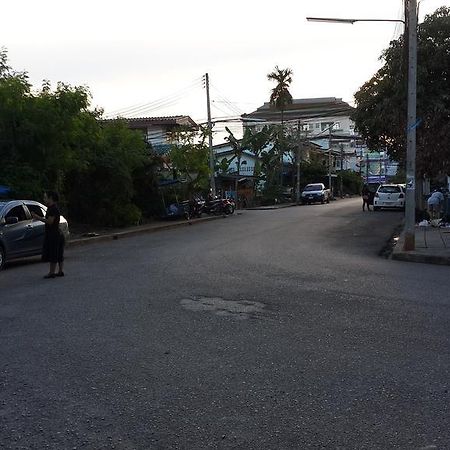 Sukalya Apartment Surat Thani Exterior photo