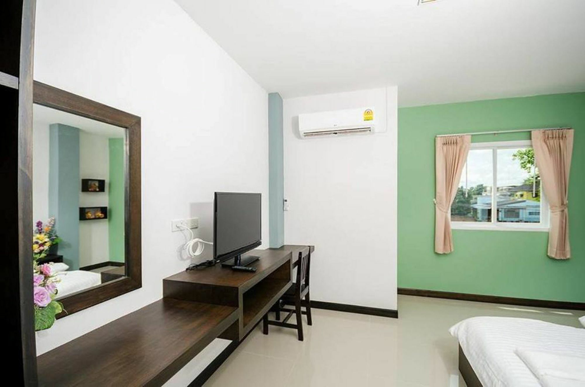 Sukalya Apartment Surat Thani Exterior photo